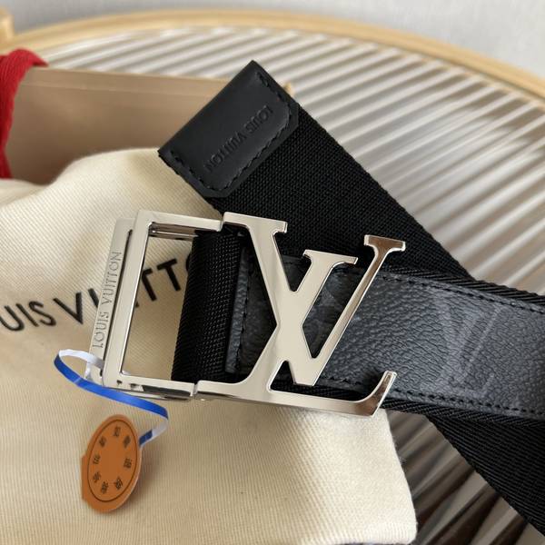 Louis Vuitton 35MM Belt LVB00308